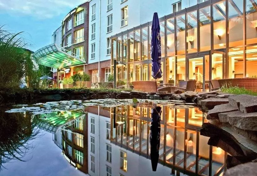 בית מלון כפרי Courtyard By Marriott Dresden