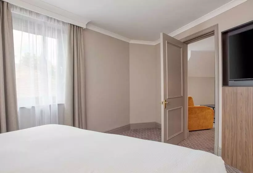 בית מלון כפרי Doubletree By Hilton Southampton