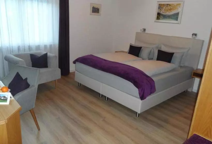 ホテル Gasthaus Ratsstüble Garni