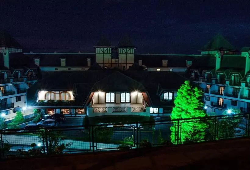 هتل Home Green Home