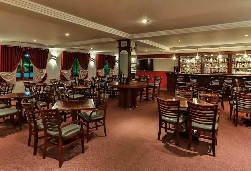 هتل Home Green Home