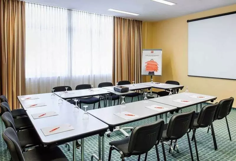 Отель Ibis Augsburg Hauptbahnhof