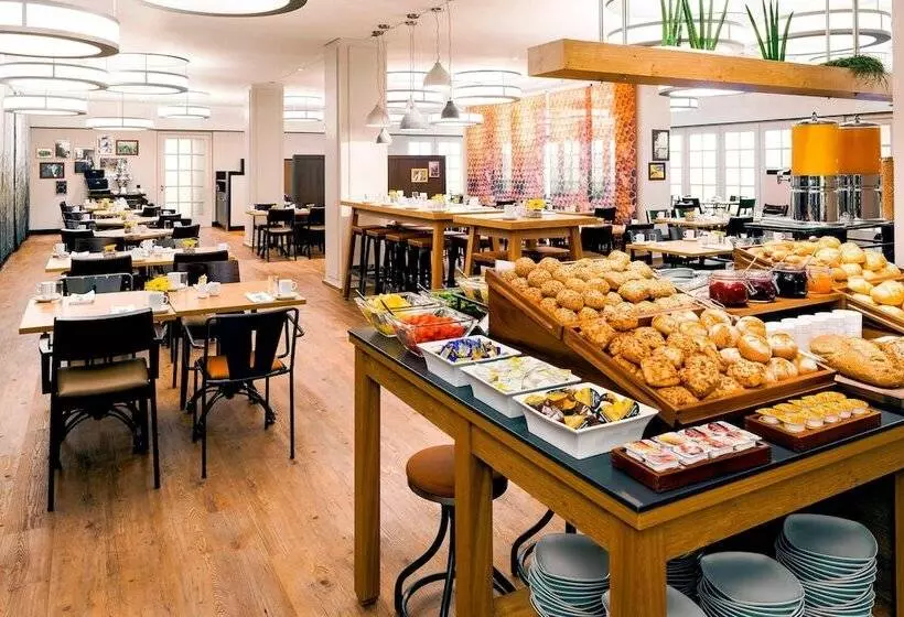 ホテル Munich Marriott