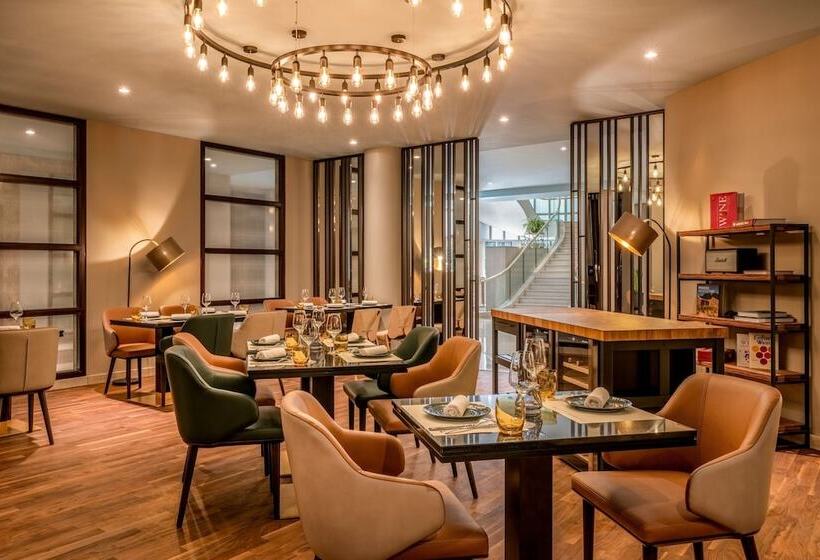 Hotelli Munich Marriott