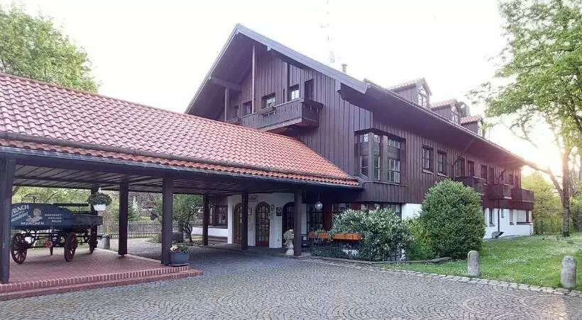 Отель Schrenkhof