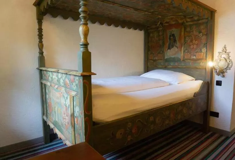 Отель Schrenkhof