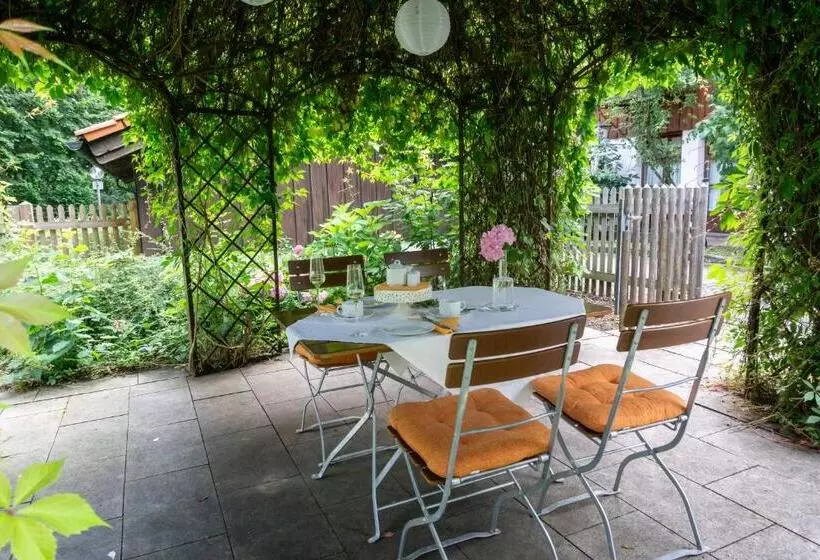 Отель Schrenkhof