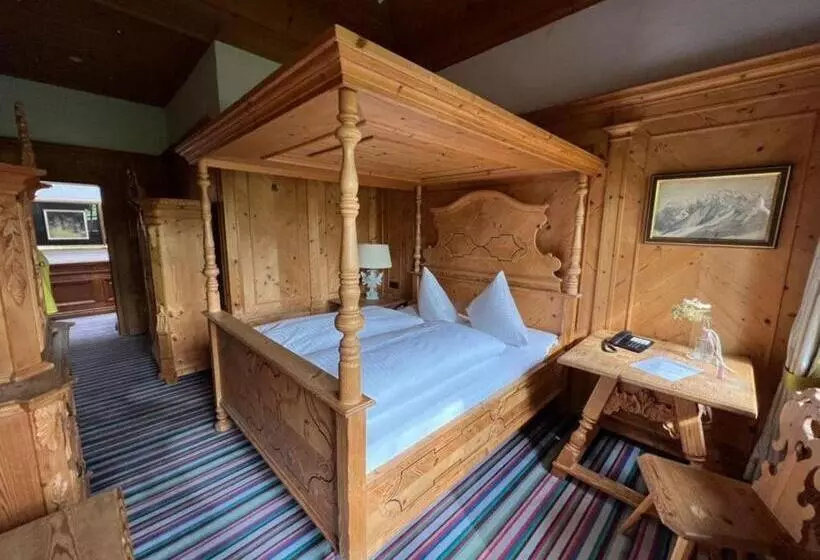 Отель Schrenkhof