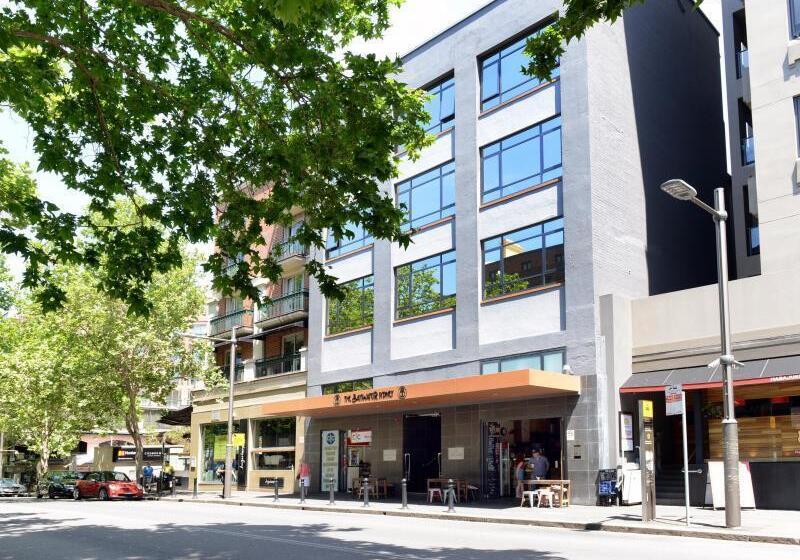 בית מלון כפרי The Bayswater Sydney