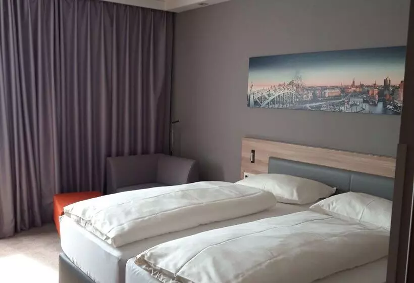 Hotelli Panorama Hamburg Harburg