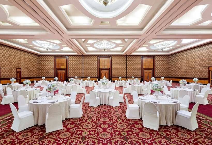 Sheraton Surabaya Hotel & Towers