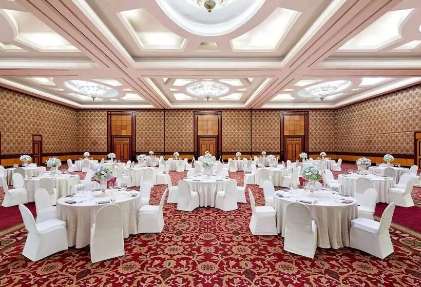 Sheraton Surabaya Hotel & Towers