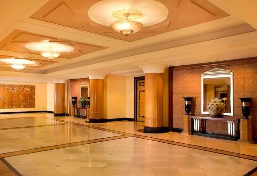 Sheraton Surabaya Hotel & Towers