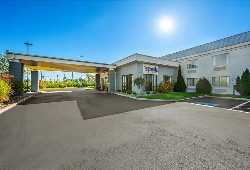Clarion Hotel Beachwood Cleveland