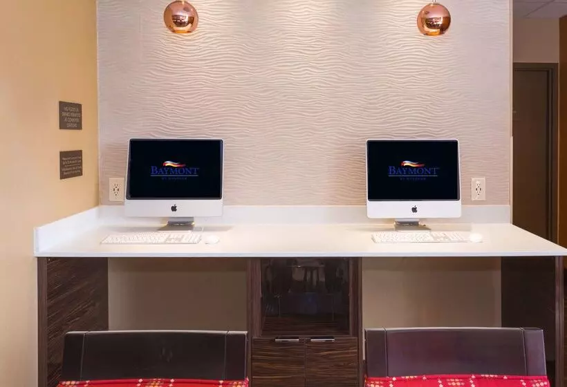 ホテル Baymont By Wyndham Bonita Springs