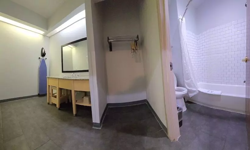 هتل Baymont By Wyndham Chicago/calumet City