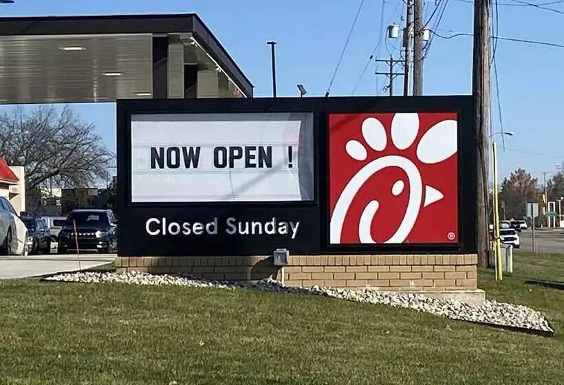 酒店 Baymont By Wyndham Flint Airport North