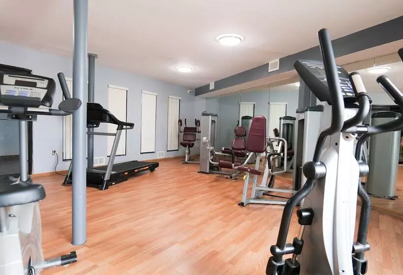 酒店 Baymont By Wyndham Flint Airport North