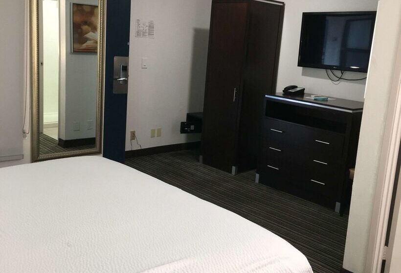 Best Western Courtesy Inn Hotel   Anaheim Resort At The Park