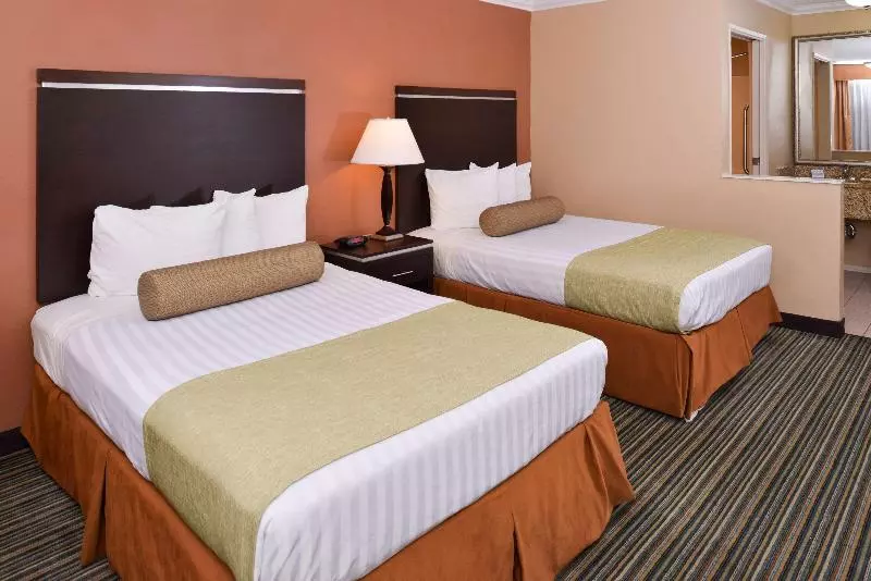 Best Western Courtesy Inn Hotel Anaheim Resort At The Park