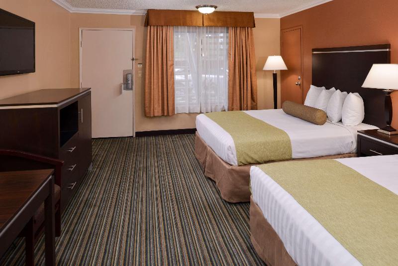 Best Western Courtesy Inn Hotel   Anaheim Resort At The Park