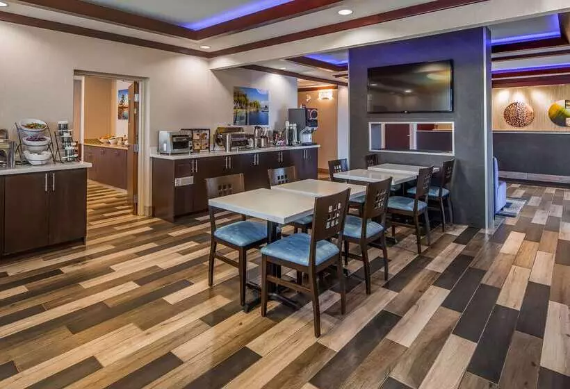 ホテル Best Western Plus Barrie