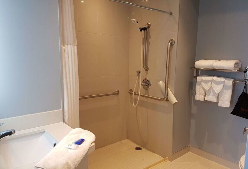 Отель Best Western Plus Barrie