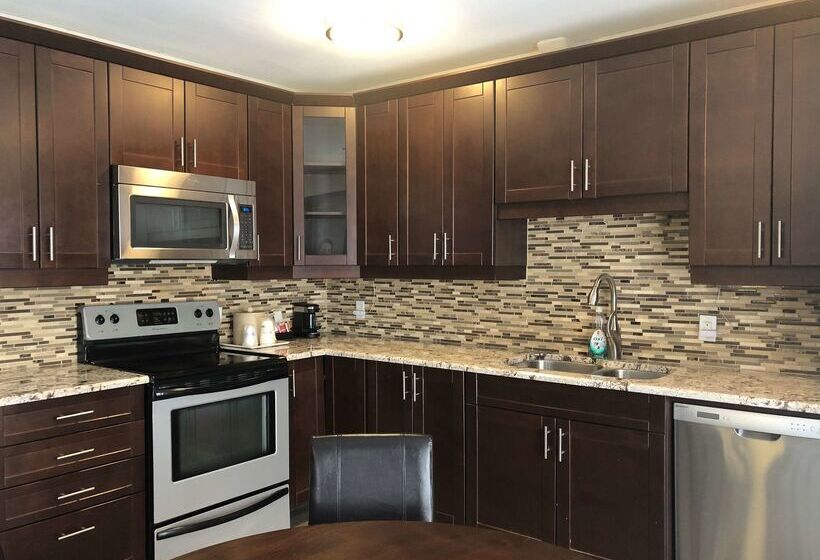 Отель Best Western Plus Barrie