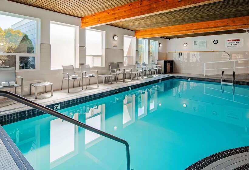 בית מלון כפרי Best Western Plus Country Meadows Inn