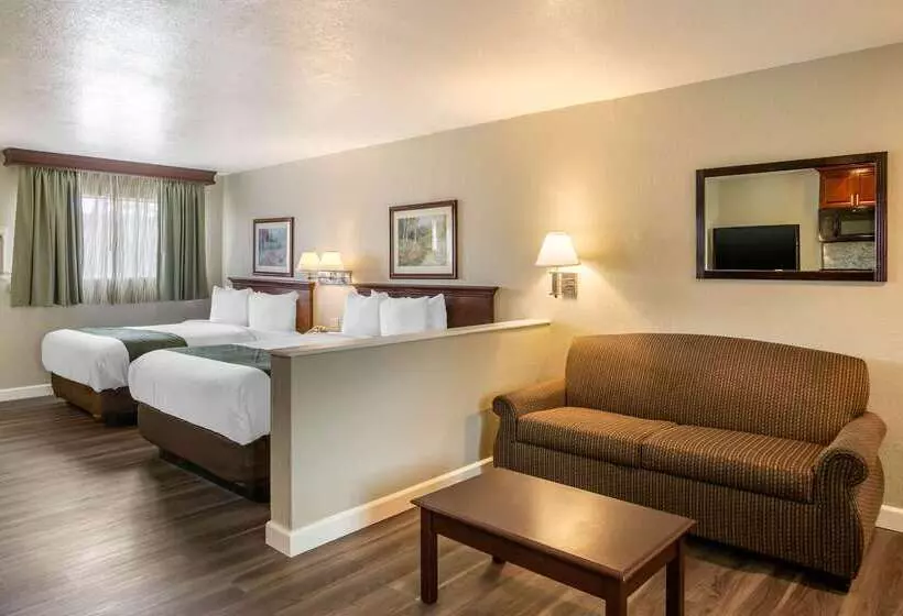 ホテル Clarion Pointe El Cajon San Diego East