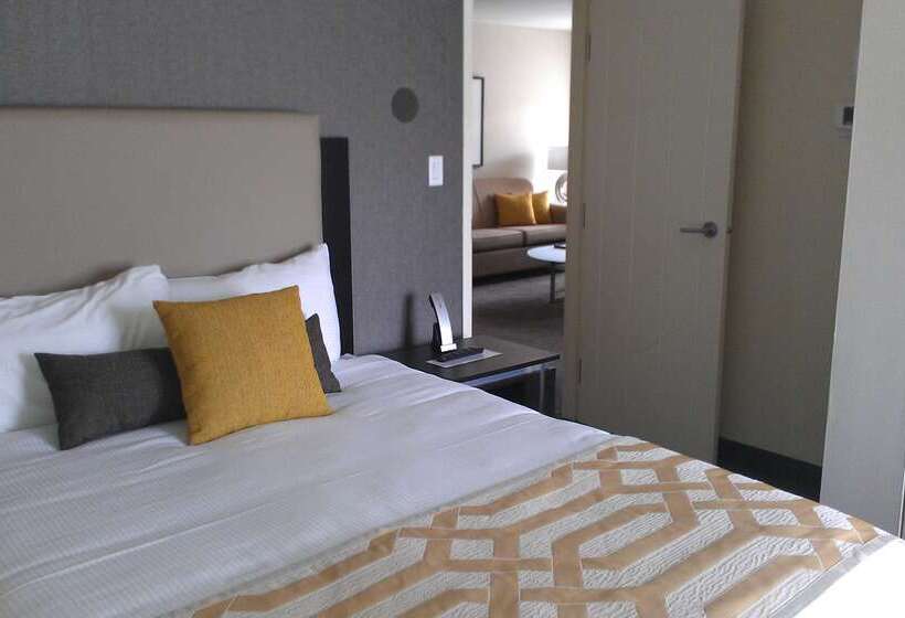 Coast Kamloops Hotel & Conference Centre