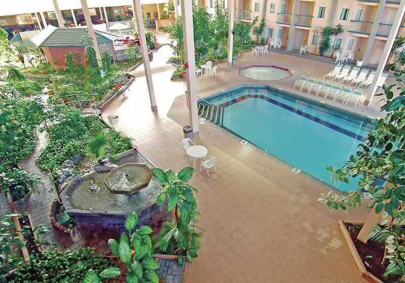 Coast Kamloops Hotel & Conference Centre