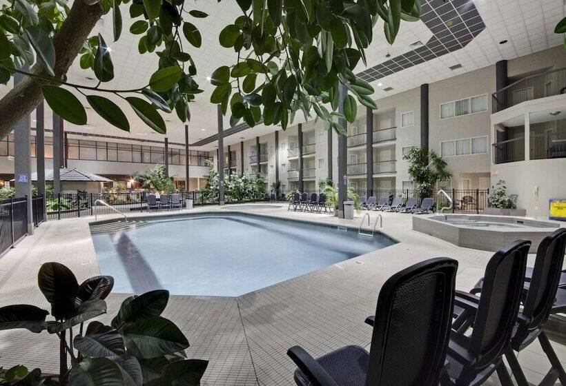 Coast Kamloops Hotel & Conference Centre