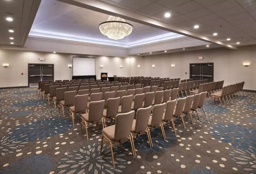 Отель Concord Plaza