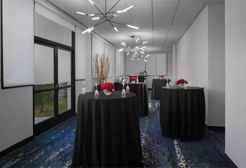 فندق Courtyard By Marriott Cypress Anaheim / Orange County