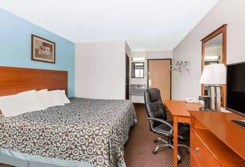 هتل Days Inn By Wyndham Ankeny Des Moines
