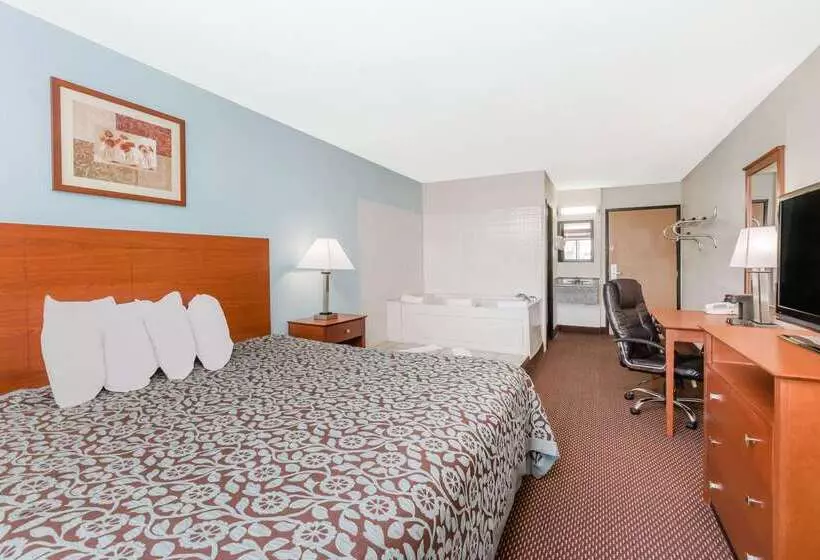 هتل Days Inn By Wyndham Ankeny Des Moines