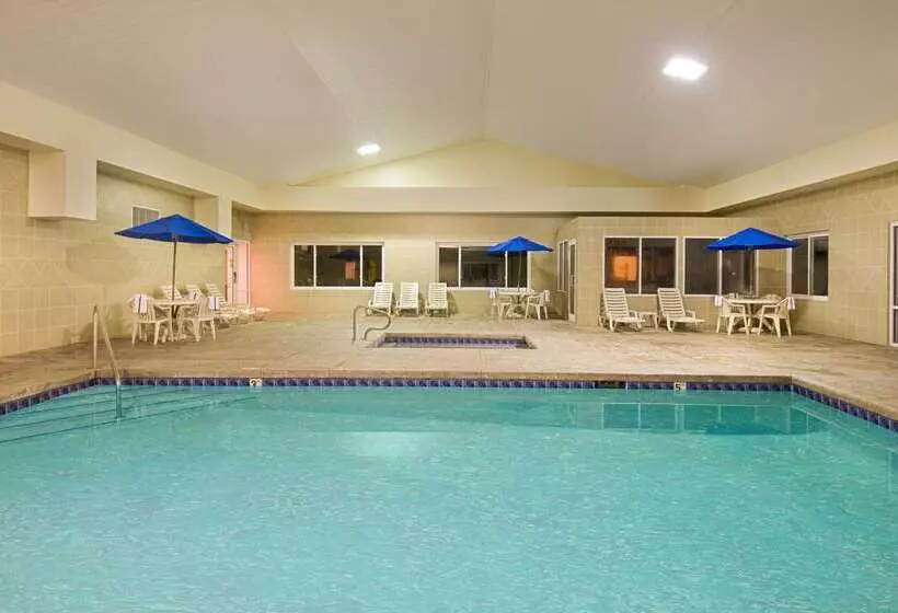 ホテル Days Inn By Wyndham Fremont