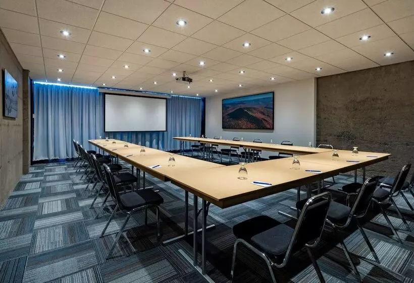 Delta Hotels By Marriott Mont Sainte Anne, Resort & Convention Center