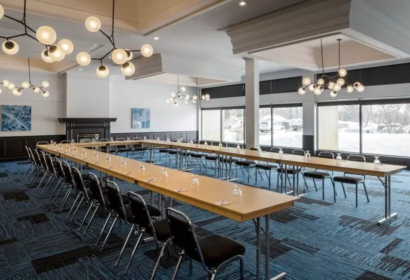 Delta Hotels By Marriott Mont Sainte Anne, Resort & Convention Center