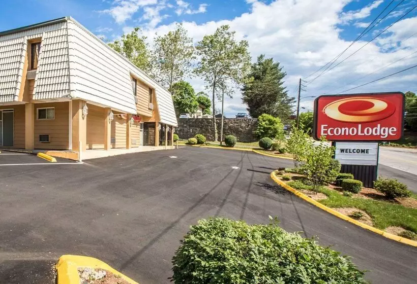 ホテル Econo Lodge Biltmore