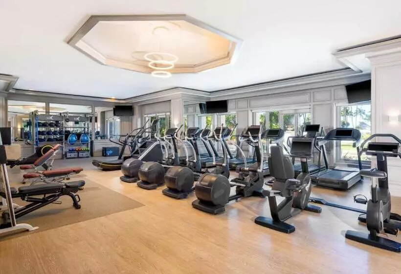 ホテル Fairmont Orchid