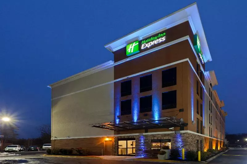 Отель Holiday Inn Express Washington Dc Bw Parkway, An Ihg