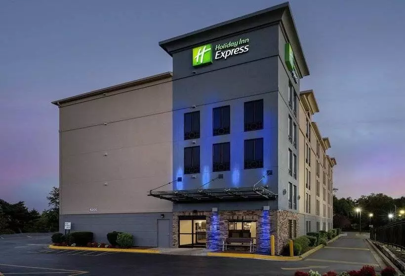 Отель Holiday Inn Express Washington Dc Bw Parkway, An Ihg