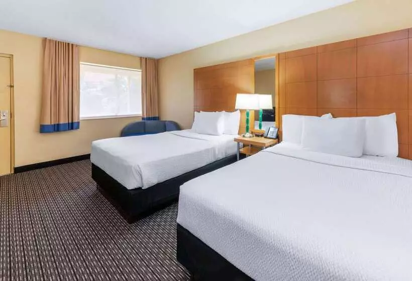 酒店 La Quinta By Wyndham Fort Lauderdale Pompano Beach