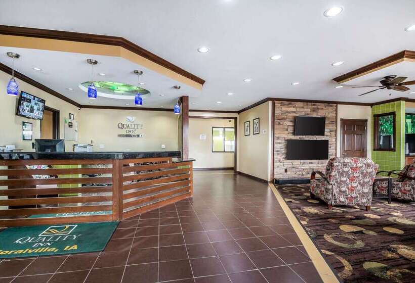 酒店 Quality Inn Coralville   Iowa River Landing