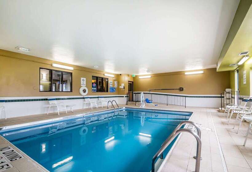 酒店 Quality Inn Coralville   Iowa River Landing