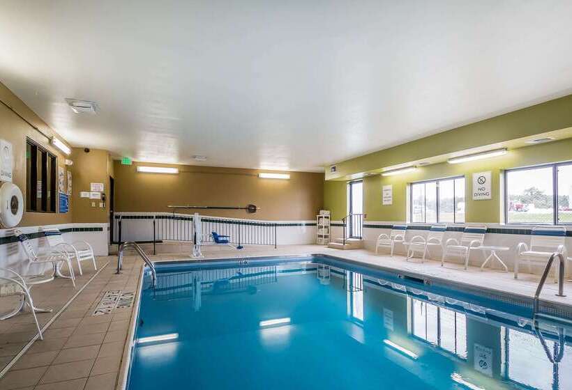 酒店 Quality Inn Coralville   Iowa River Landing