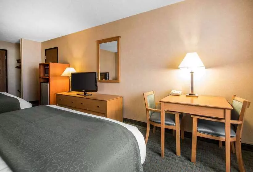 ホテル Quality Inn Dubuque On Hwy 20