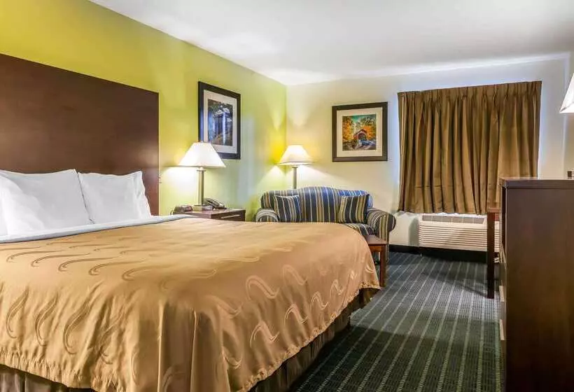 호텔 Quality Inn